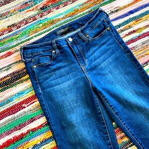 Liverpool Jeans Capri Jeans- #1898